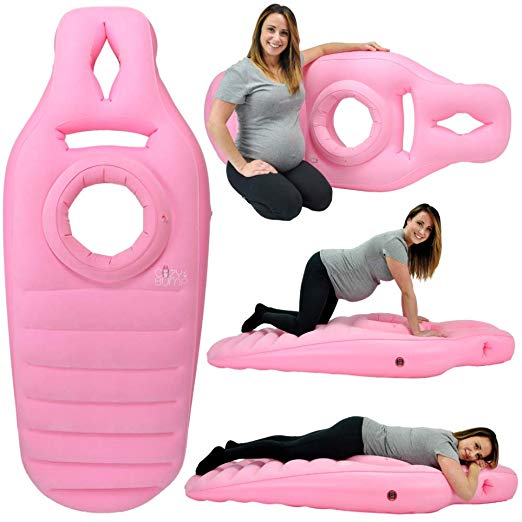 Absolute best pillows for pregnancy! These maternity pillows are amazing and well relieve your back pain. Find out what maternity pillow is best for you, c shaped or u shaped maternity pillow. Best thing is you can use these pregnancy pillow after baby for breastfeeding. Maternity pillows offer many benefits!! #pregnancy #babybump #maternitypillow #thirdtrimester