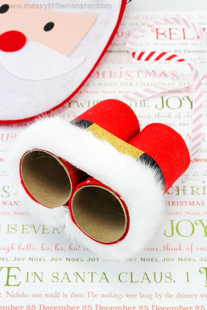 Looking for super easy and cheap DIY Christmas craft projects? These cute Christmas crafts are so easy anyone can do them- even the kids can help! Whether you're looking for Christmas DIY decor ideas to make your home decorations more festive or the best DIY Christmas gifts for family & friends, we’ve you covered with these tips and hacks #christmasdiycrafts #diychristmasdecorations #christmasdecor