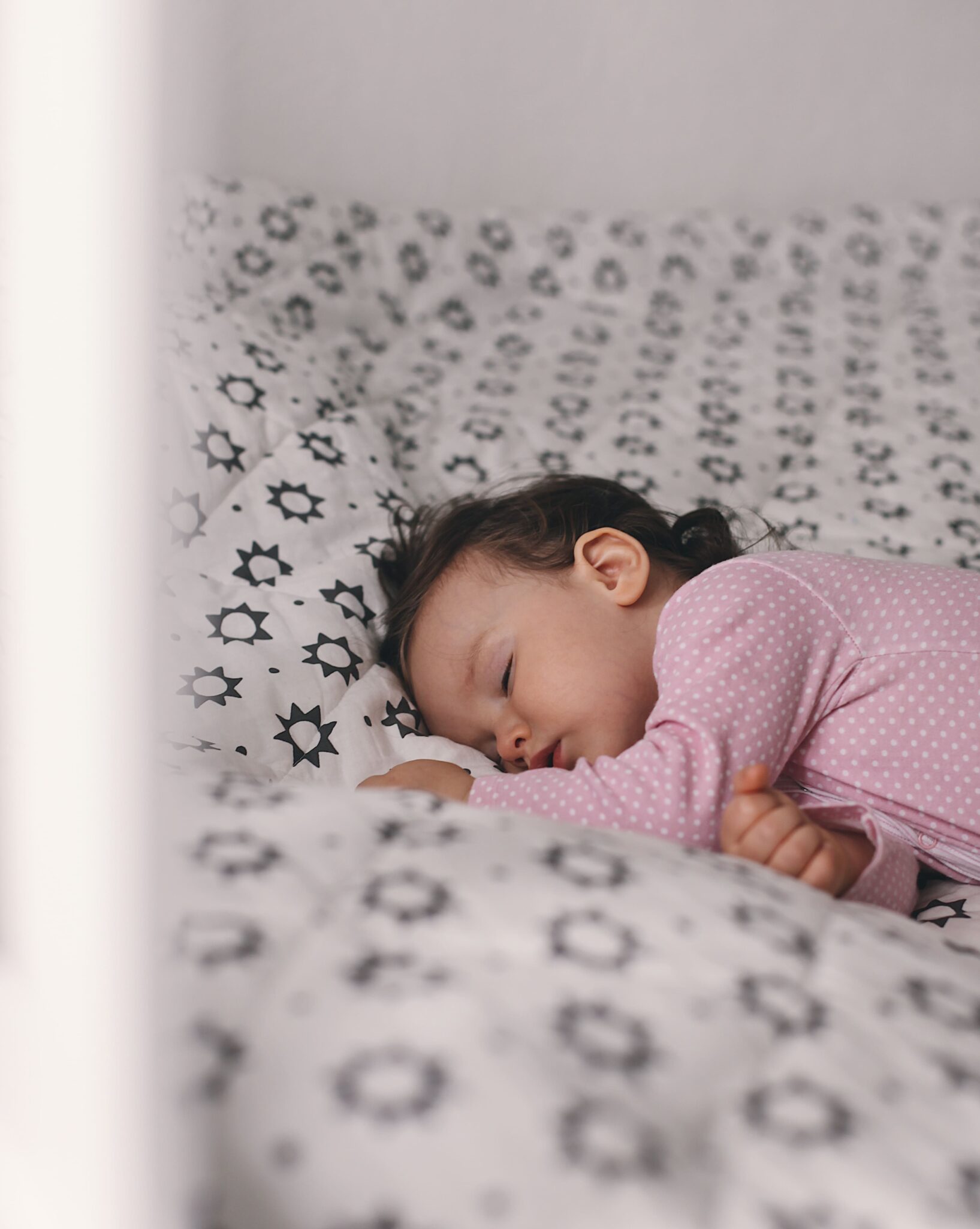 Why Do Diapers Leak At Night? (10 Steps To Prevent It!) MOMtivational