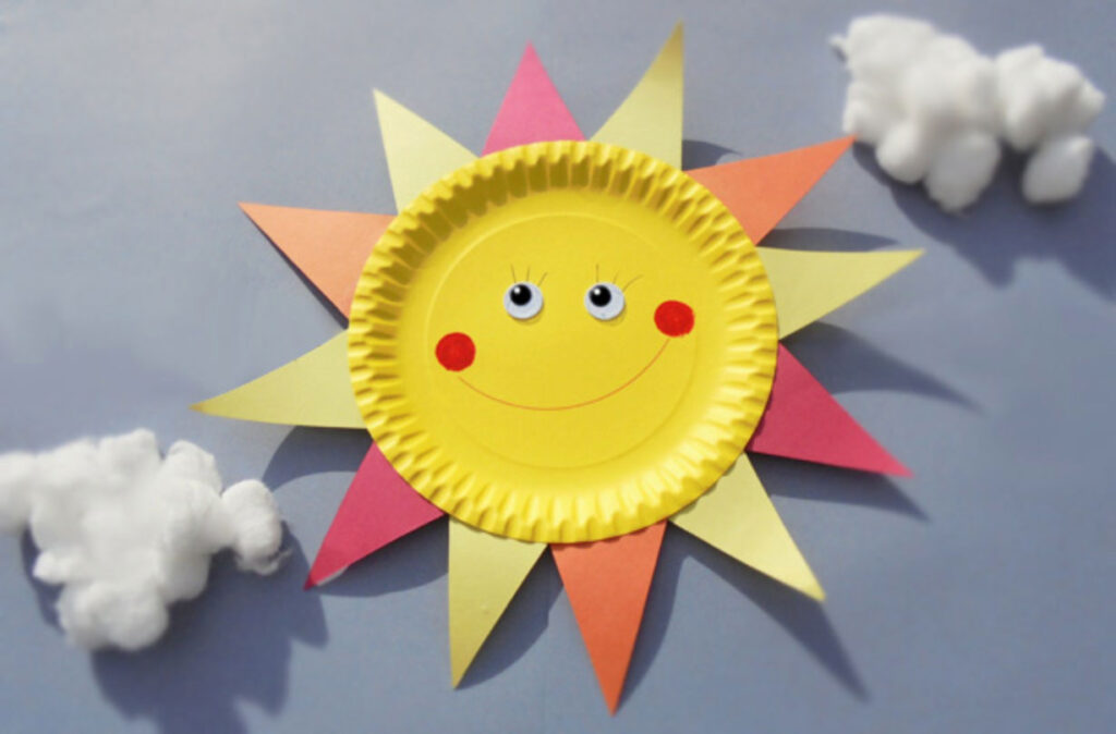 How to make a paper plate sun - FUN summer crafts ideas for toddlers