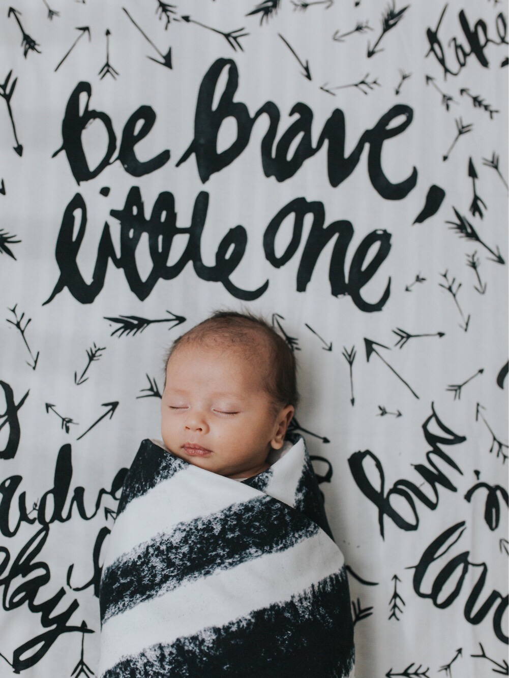 How Many Swaddles Do I Need? (Everything You Need To Know!) MOMtivational