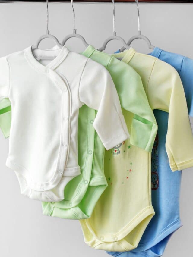 Baby Jumper Vs. Walker (Pros & Cons, Safety, PLUS MORE!) MOMtivational