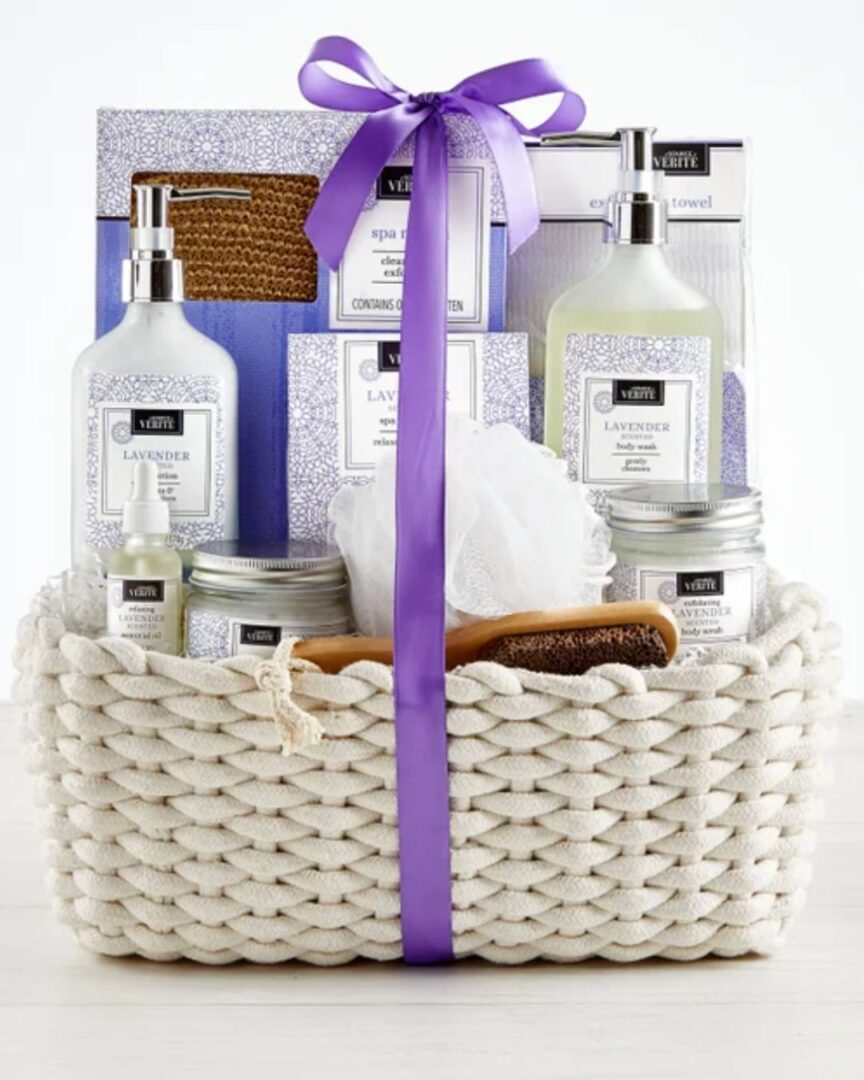 Spa Baslet Raffle 79+ Creative Auction Basket Ideas For Fundraisers & Raffles - MOMtivational